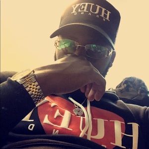 Meet your Posher, Demorrea